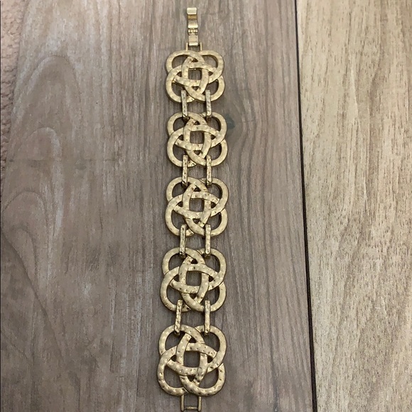 Jewelry - Celtic design bracelet in hammered gold tone. EUC